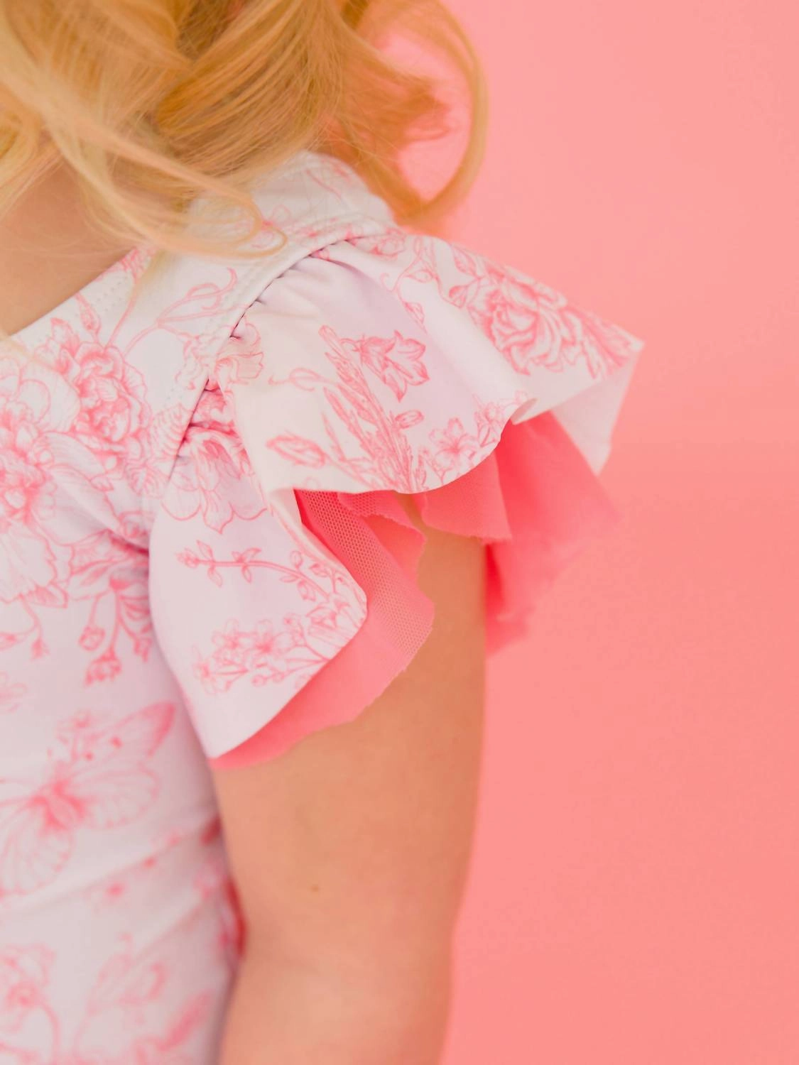 Girls Bubblegum Butterfly Garden Toile Butterfly Sleeve One Piece In Pink