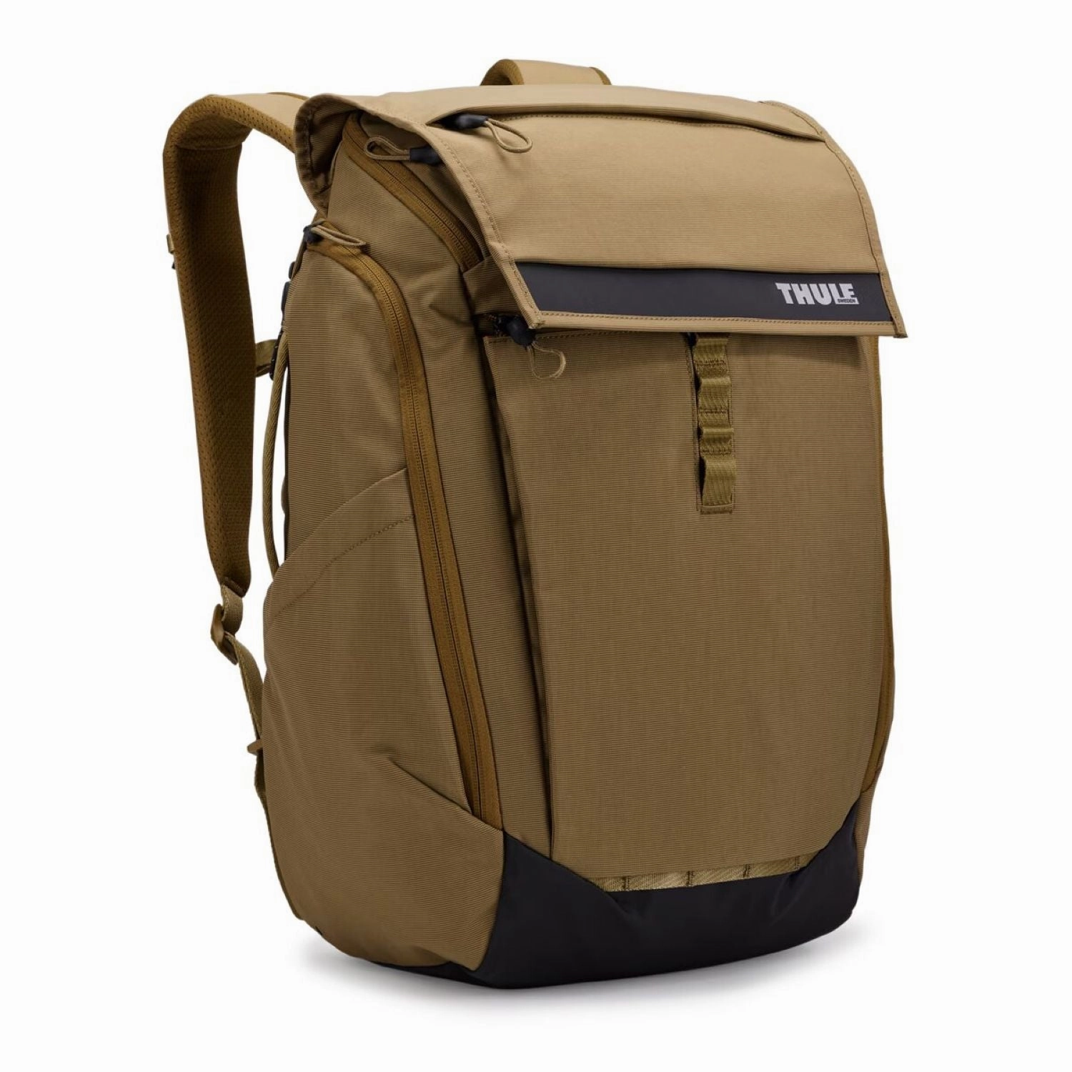 Thule Paramount Backpack 27L Compact Travel Bag