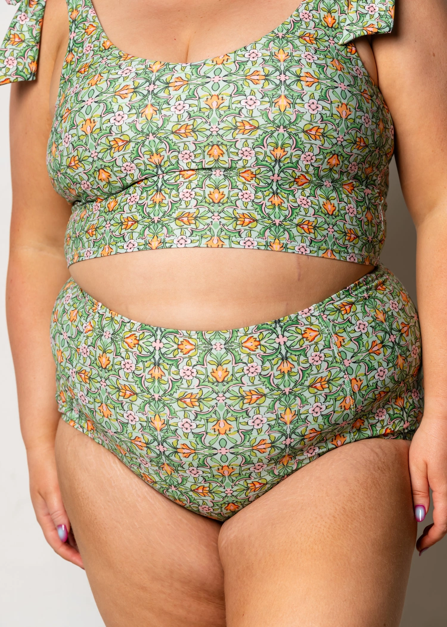Heirloom Tulip | High-Waisted Bottoms
