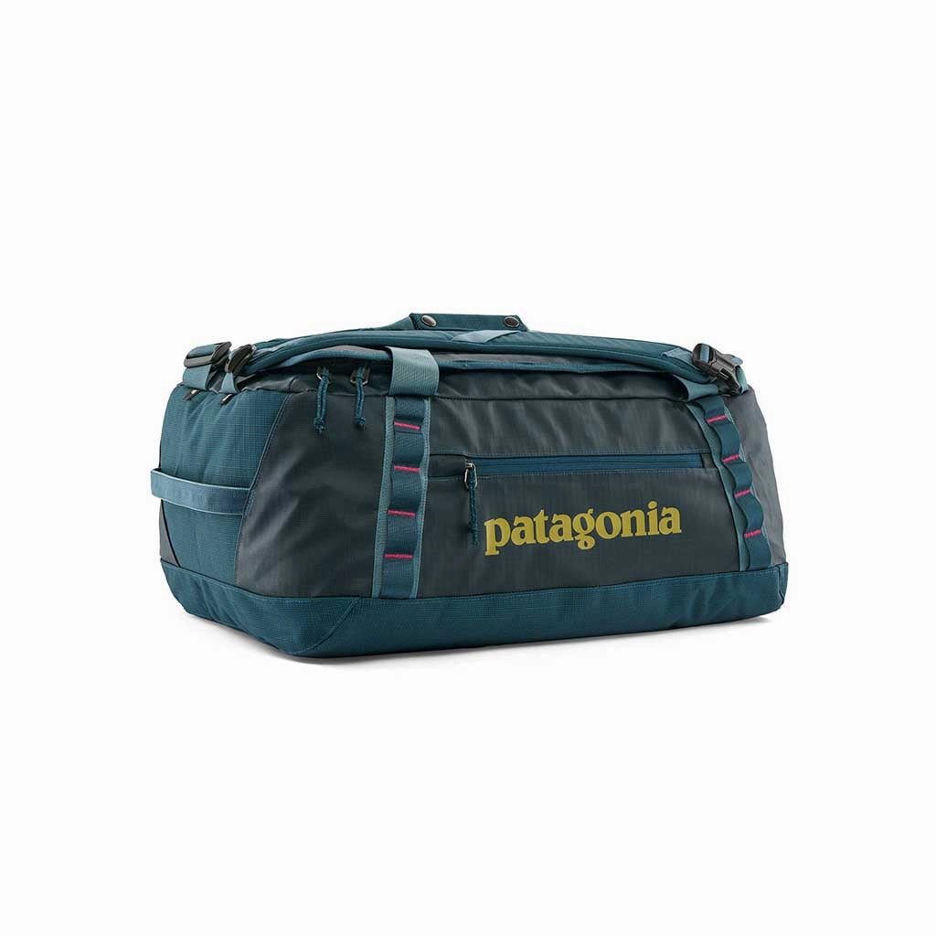 Black Hole Duffle 40L Lightweight Travel Bag Travel Document Bag
