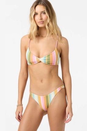 LOW TIDE MALIBU BRALETTE TOP classic women's swimwear, everyday swimwear for ladies