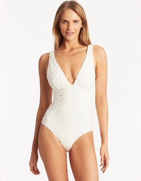 Oceano Longline Scoop Back Swimsuit - White pool-ready swimwear for women, trendy swimwear collection