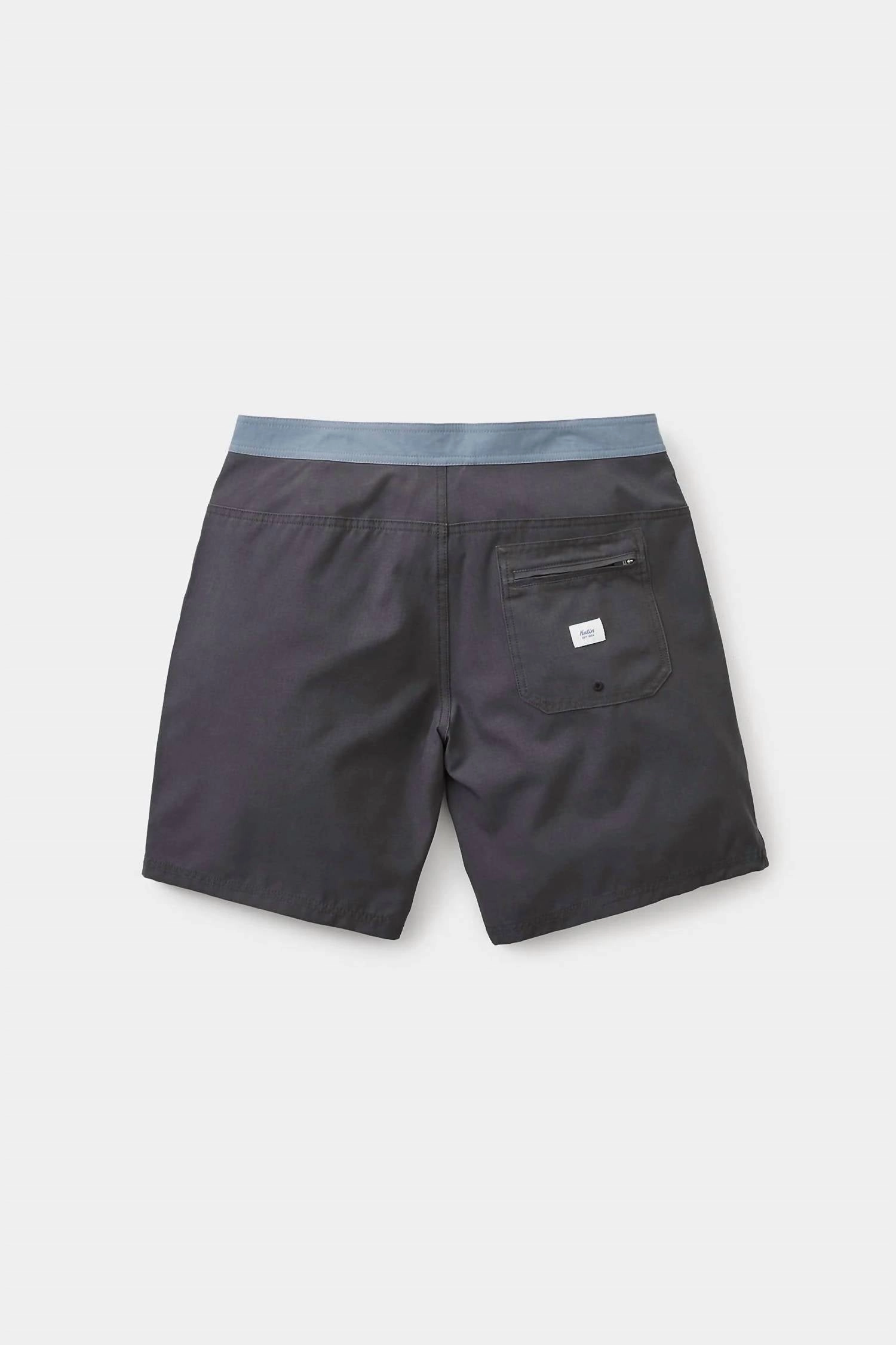 Plank Surf Trunk In Black Wash