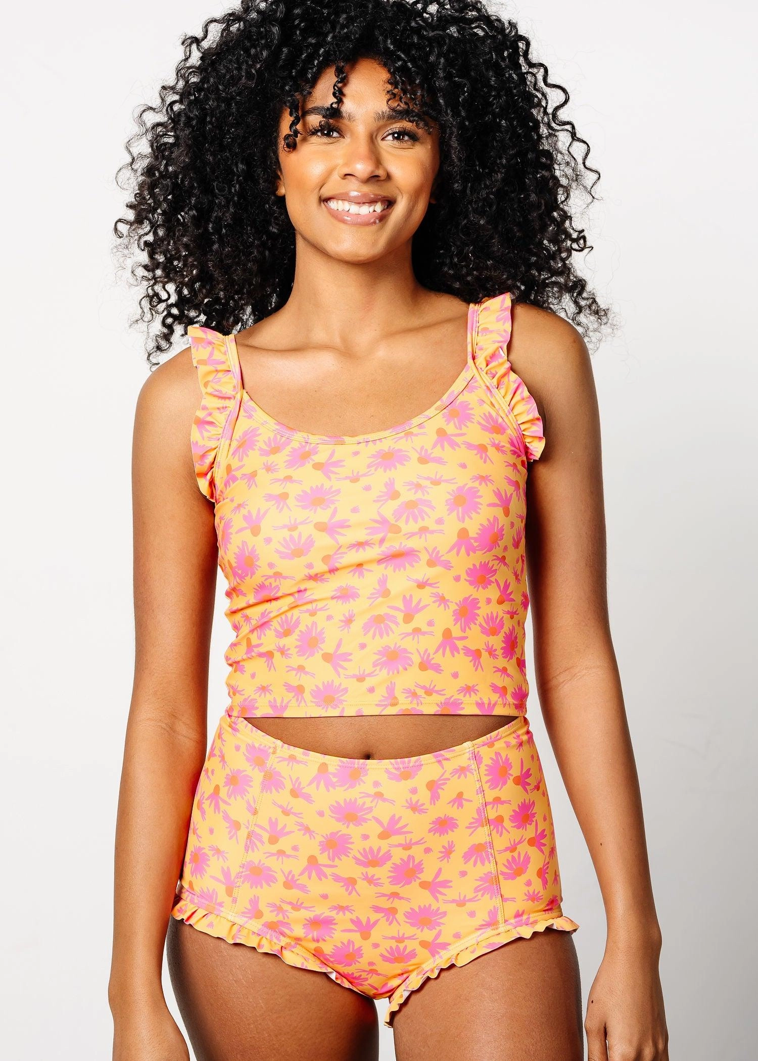 Playful Daisies | All Ruffled Up Bottoms