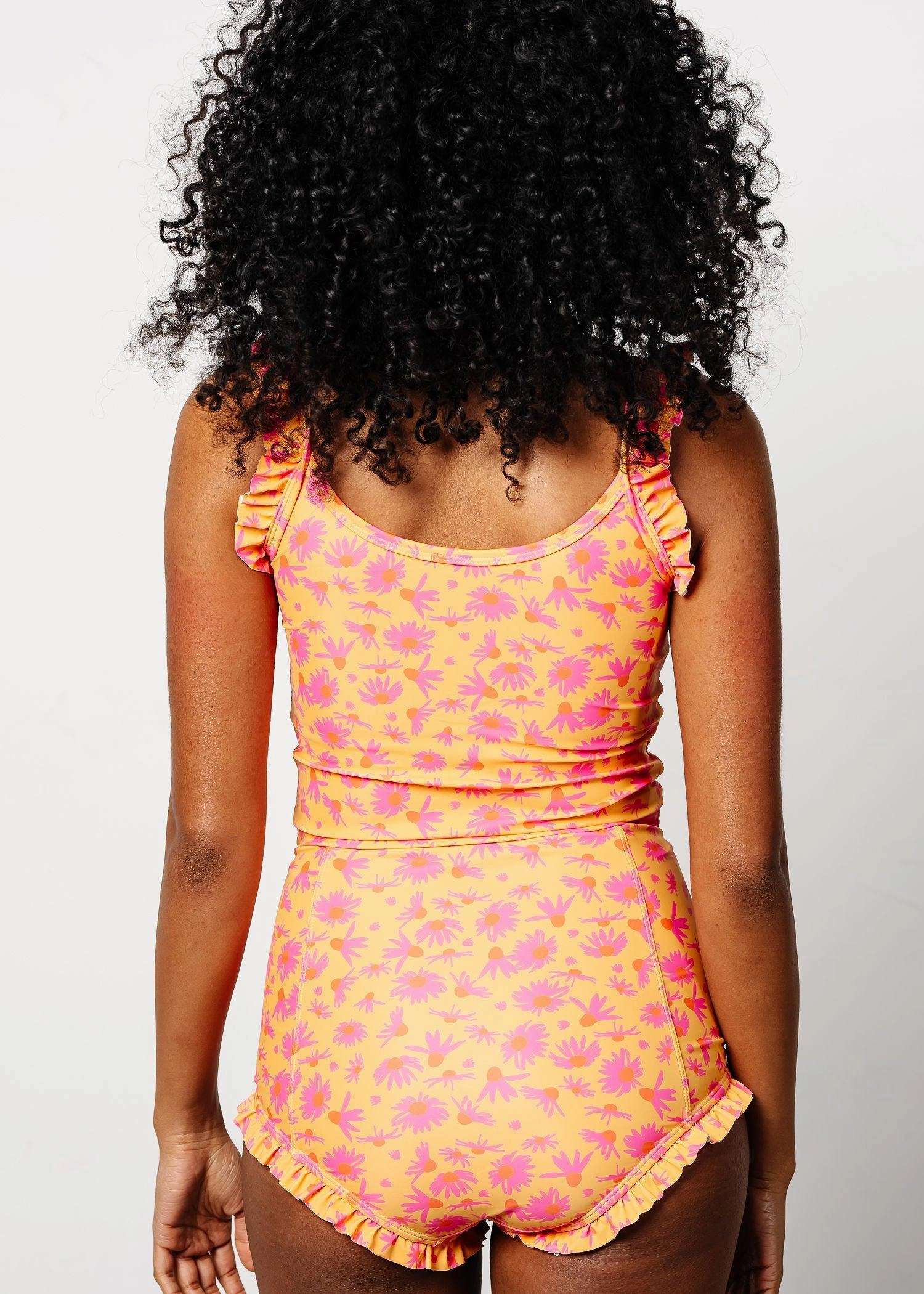 Playful Daisies | Flutter Top