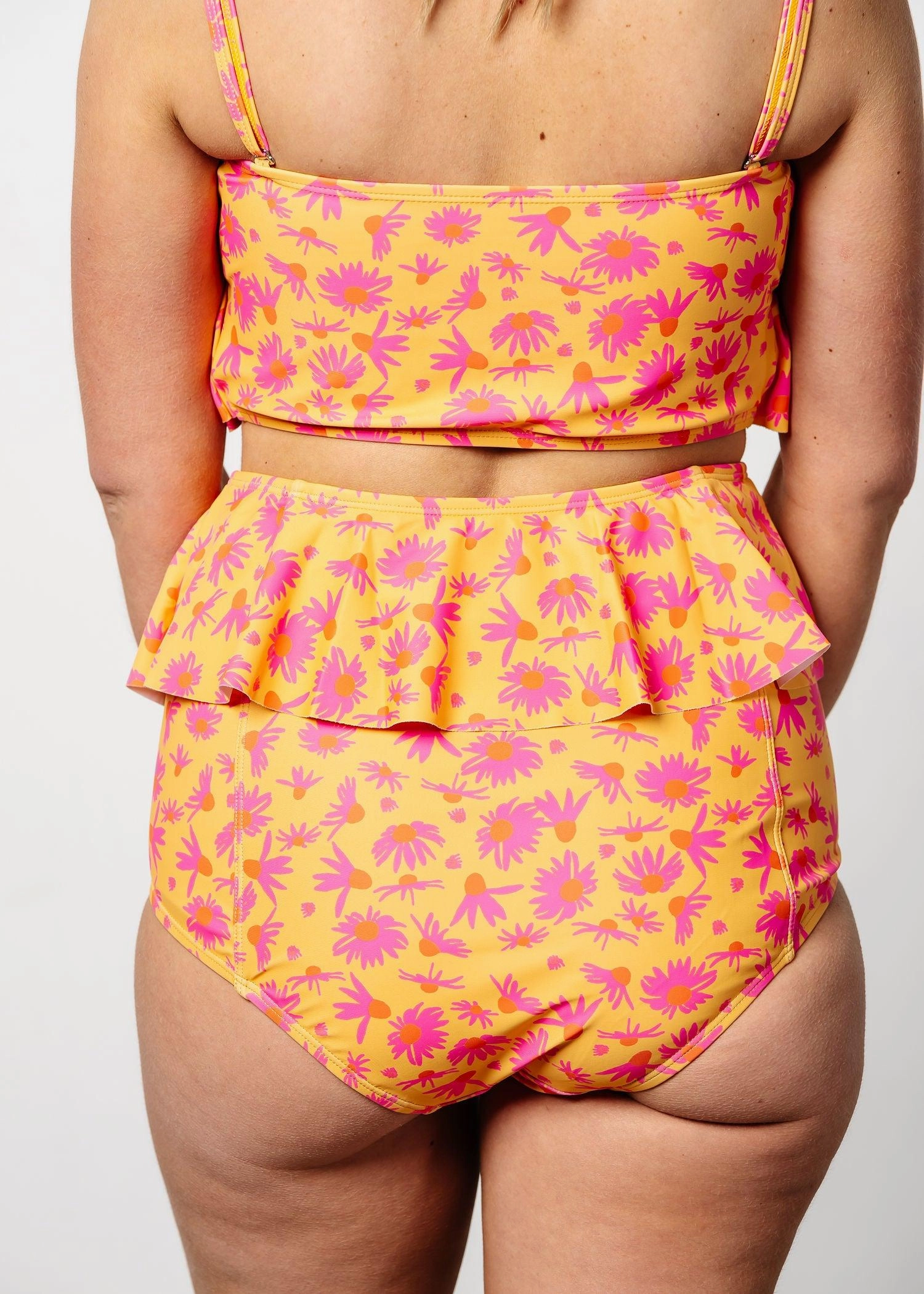 Playful Daisies | Peplum Bottoms