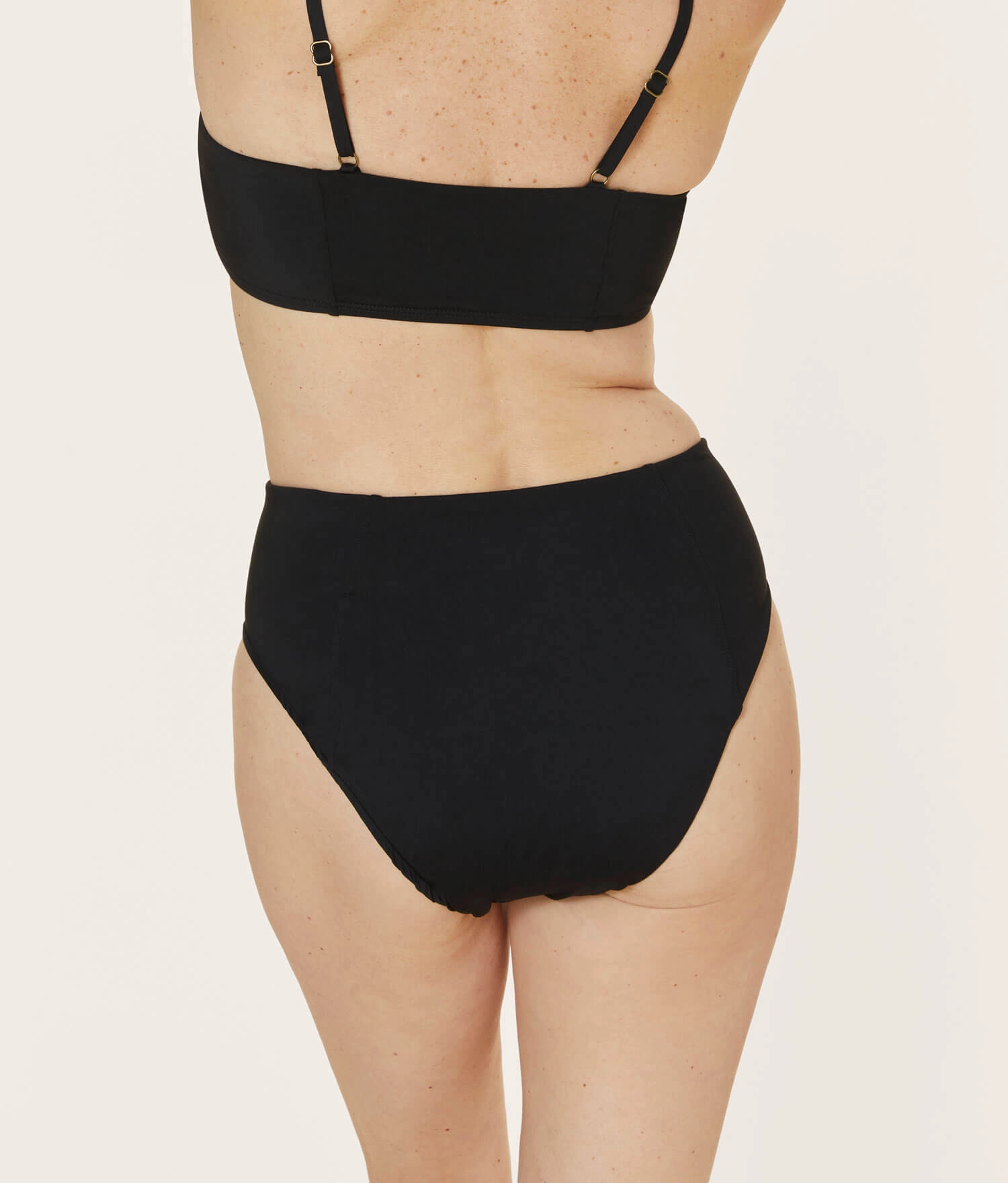 The High Waist Cheeky Bikini Bottom - Flat - Black
