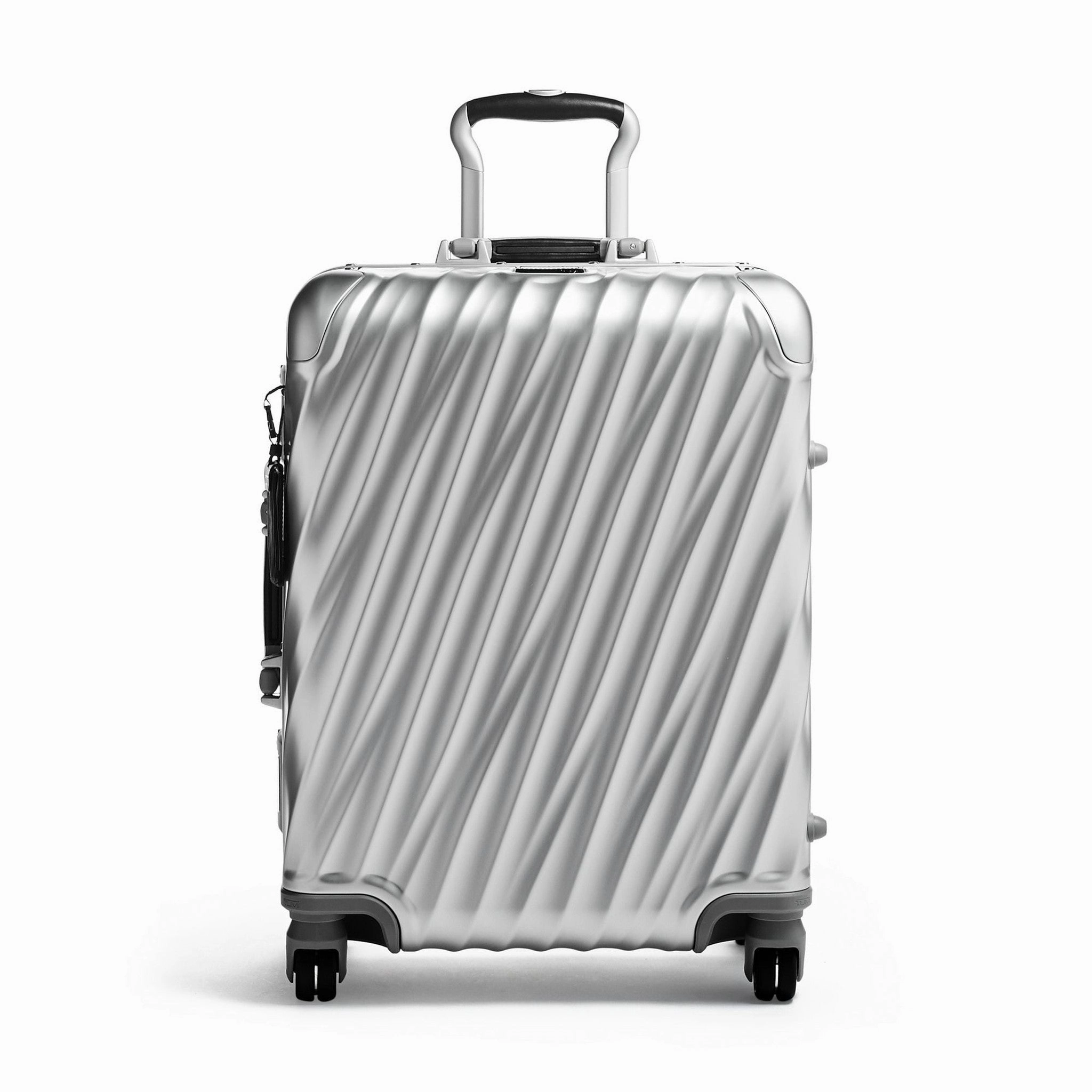 Tumi 19 Degree Aluminum Continental Carry-On Travel Pack Travel Hygiene Kit